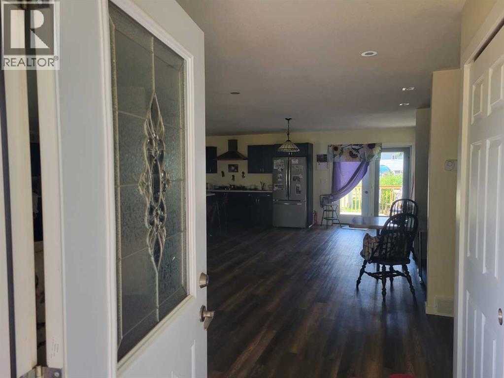 4908 47 Street - Image 6