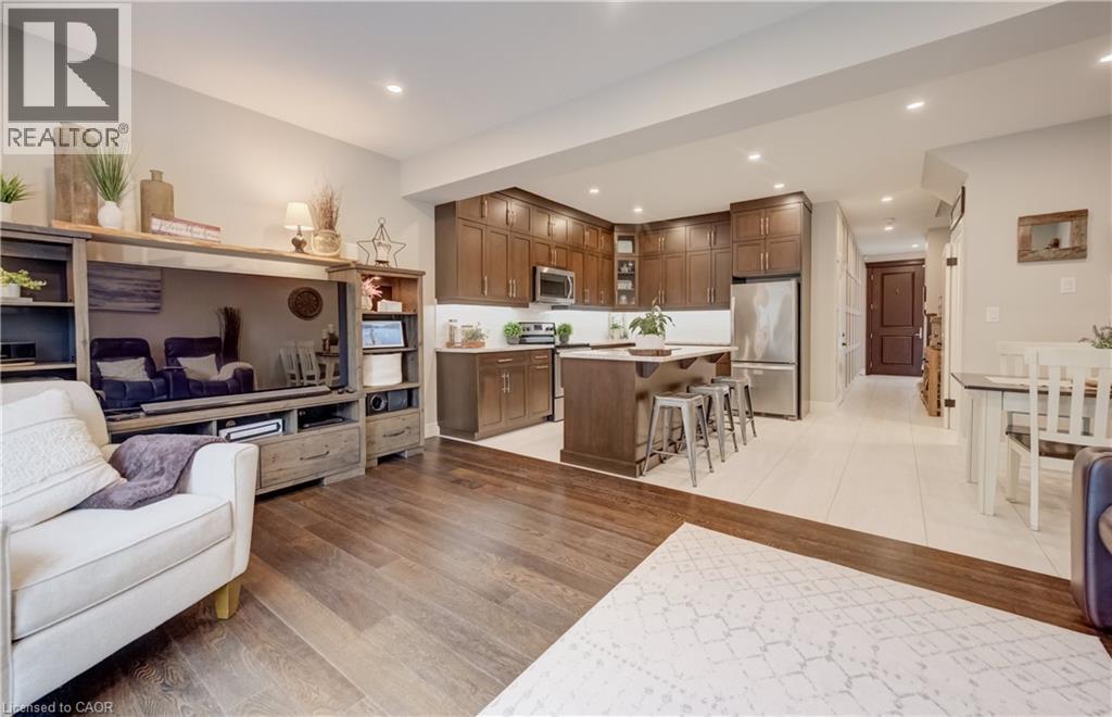 #10 50 BUTE Street - 11