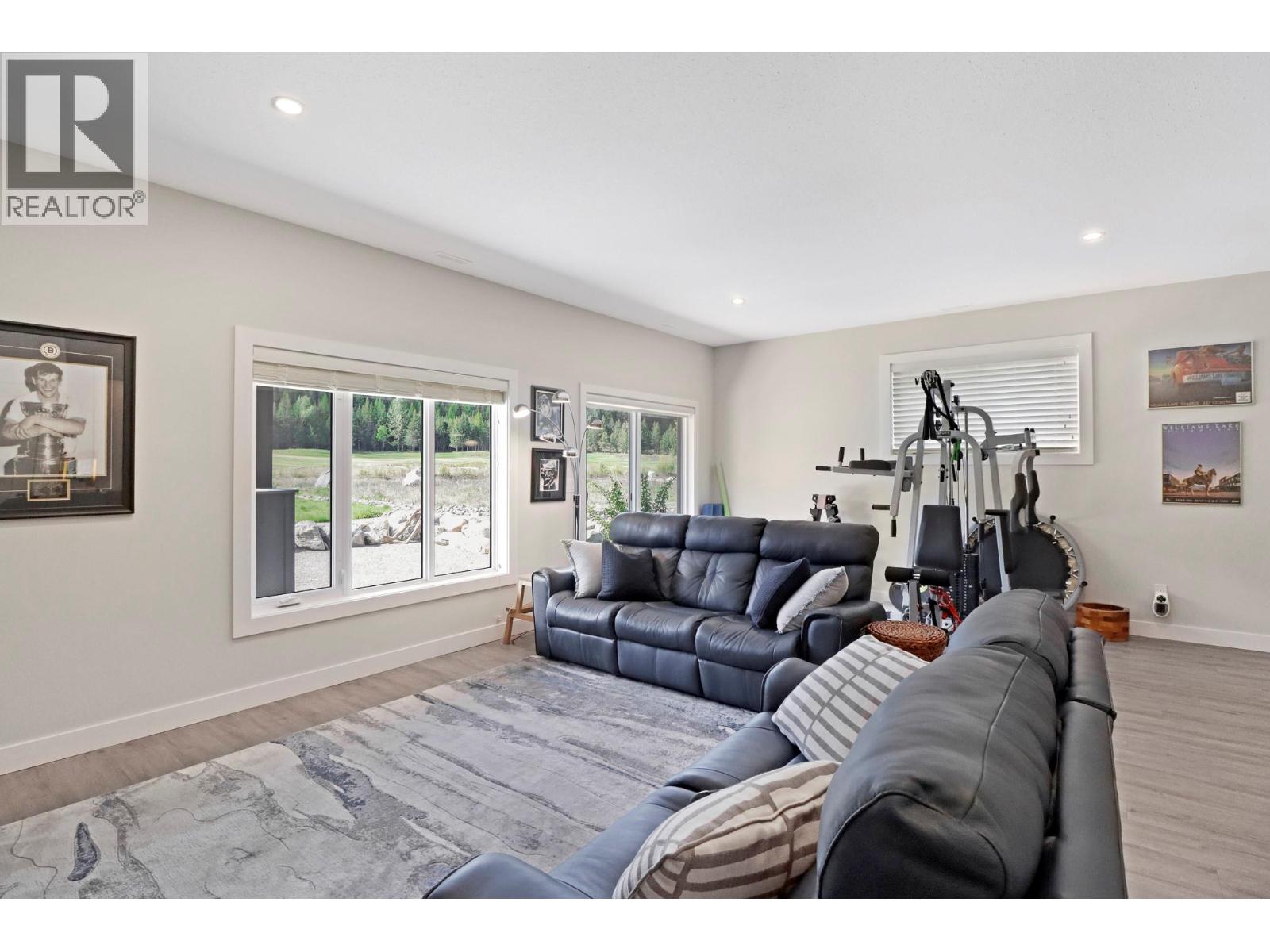 193 SHADOW MOUNTAIN Boulevard, Cranbrook