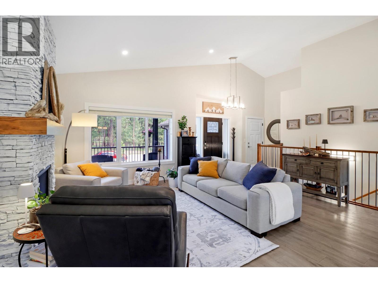 193 SHADOW MOUNTAIN Boulevard, Cranbrook