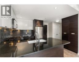 802 2968 Glen Drive, Coquitlam, BC V3B0C4 Photo 10