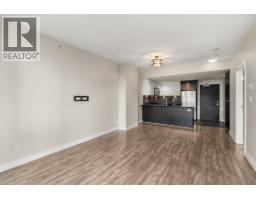 802 2968 Glen Drive, Coquitlam, BC V3B0C4 Photo 8