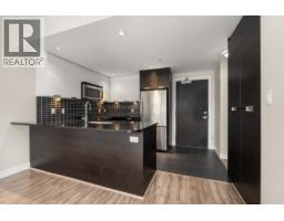 802 2968 Glen Drive, Coquitlam, BC V3B0C4 Photo 9