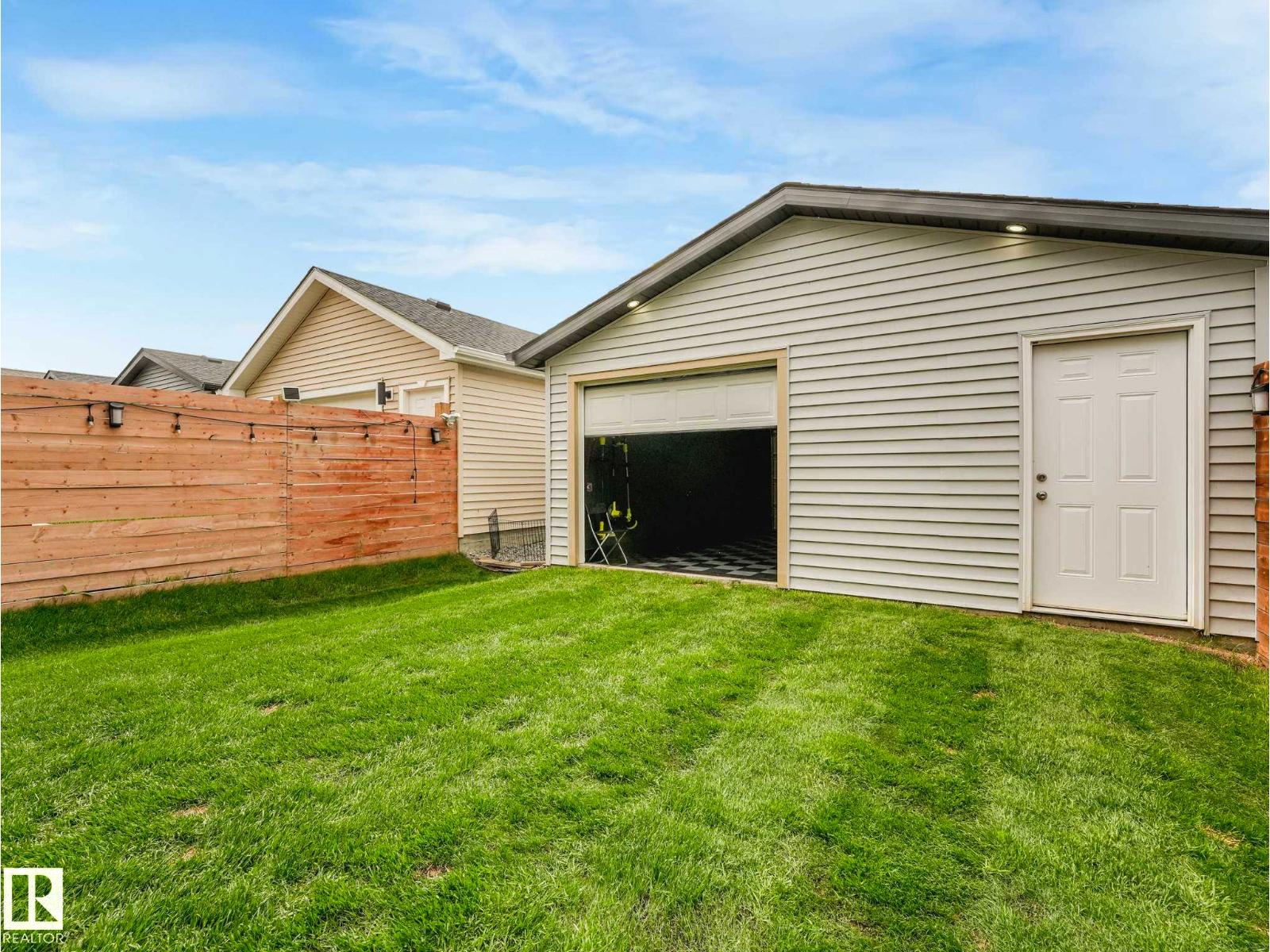 516 35 ST SW - 48