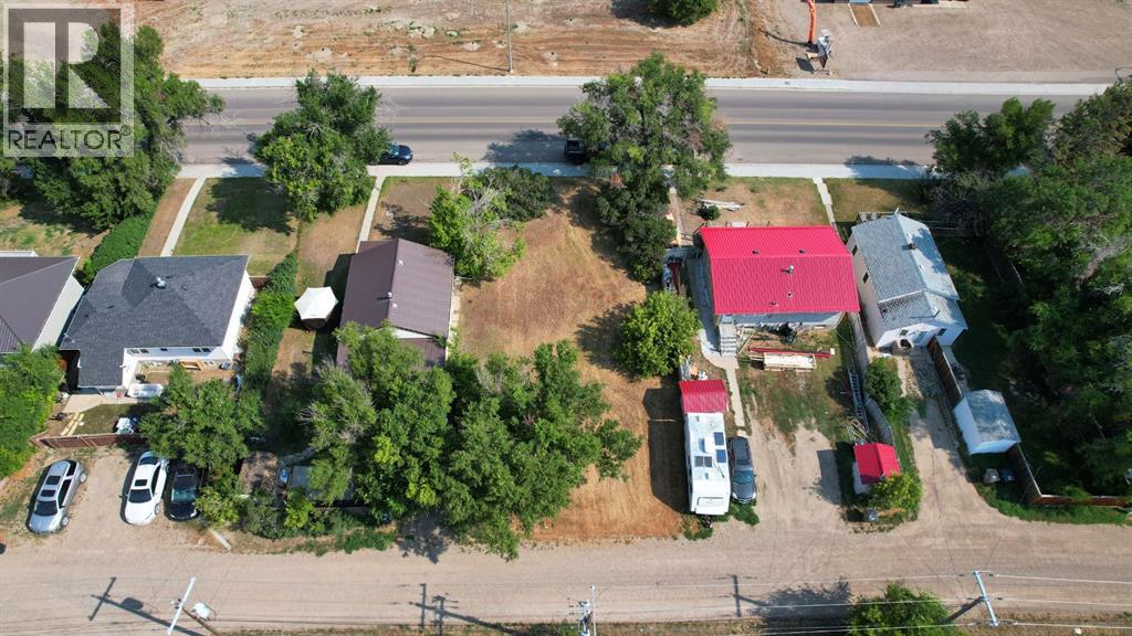 519 2 Avenue East - Photo 7