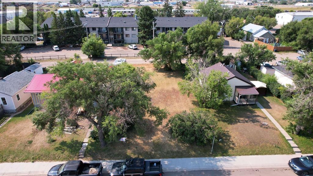 519 2 Avenue East - Photo 9