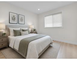 14763 Marine Drive, White Rock, BC V4B1B9 Photo 15