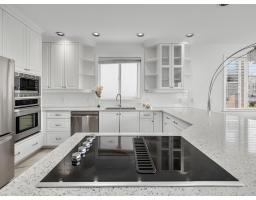 14763 Marine Drive, White Rock, BC V4B1B9 Photo 10