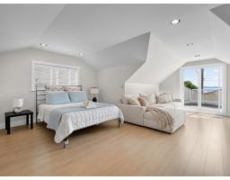 14763 Marine Drive, White Rock, BC V4B1B9 Photo 20