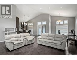 Foyer - 3821 Goldfinch Way, Regina, SK S4V1S4 Photo 8