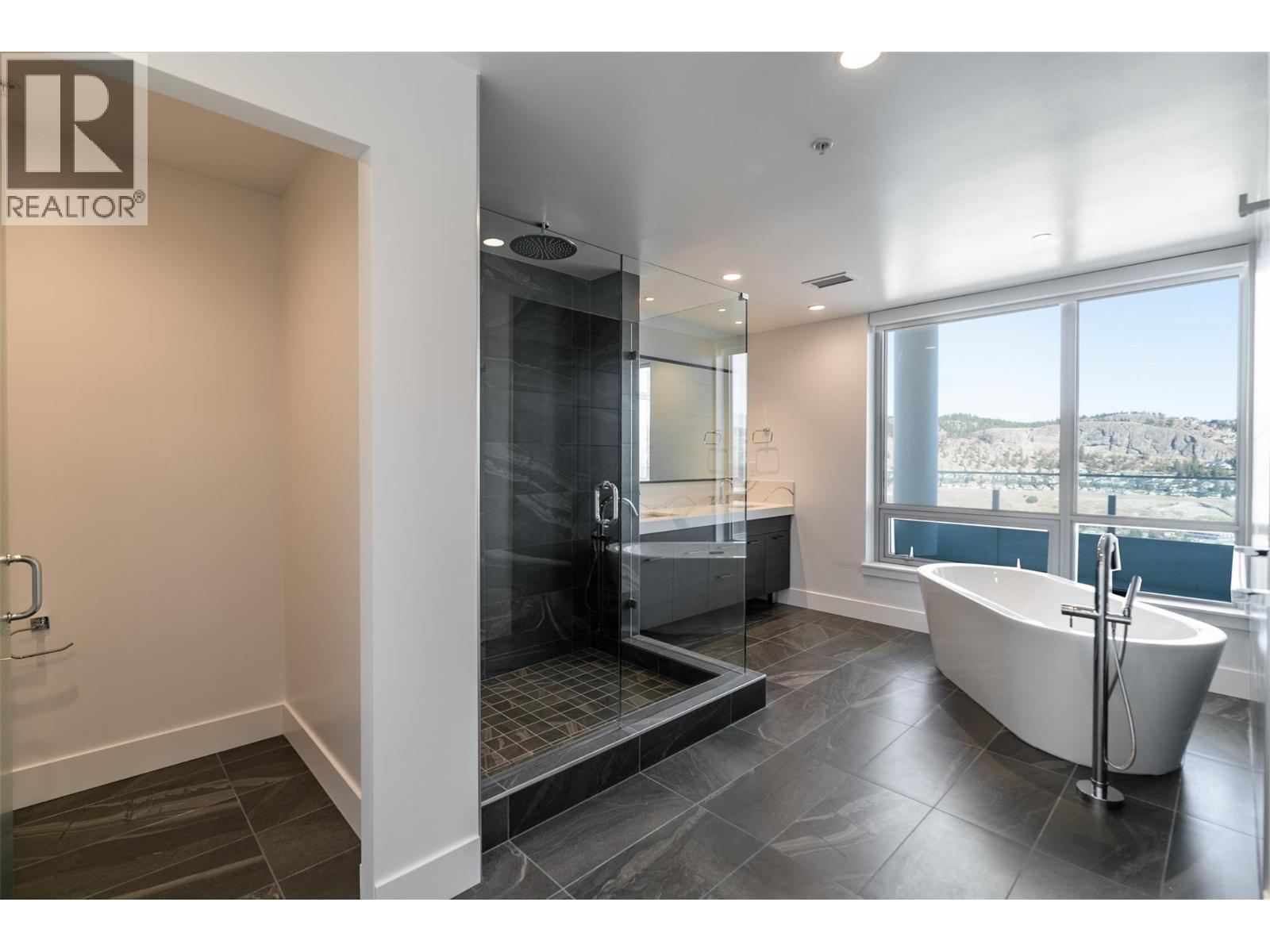 1181 Sunset Drive Unit# 2703, Kelowna