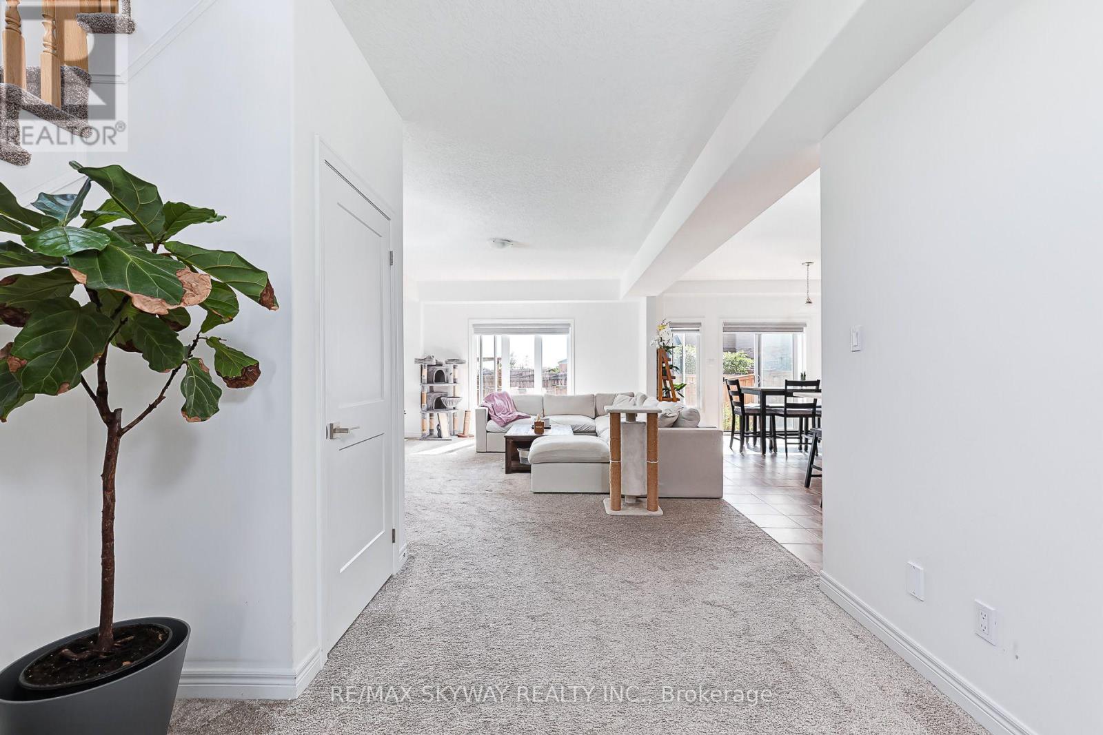 103 PLEWES DRIVE W - 25