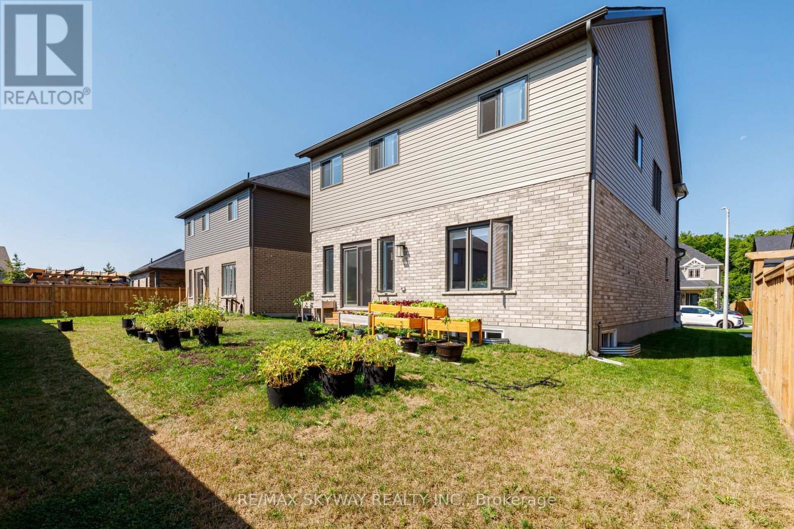 103 PLEWES DRIVE W - 49