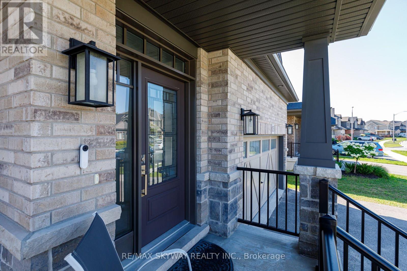 103 PLEWES DRIVE W - 6