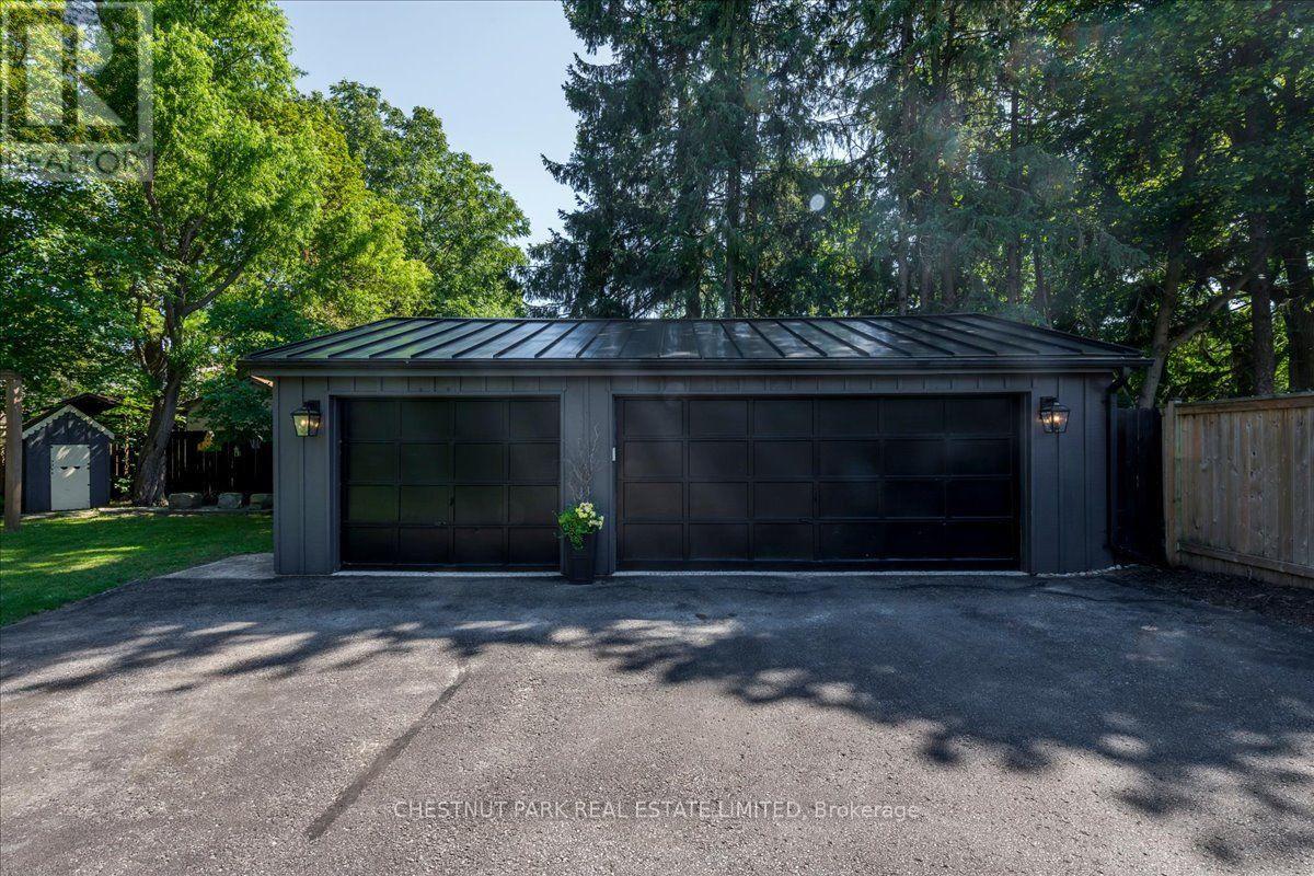72 BURTON AVENUE - 26
