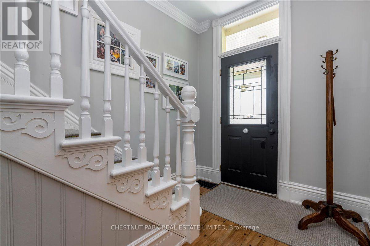 72 BURTON AVENUE - 33