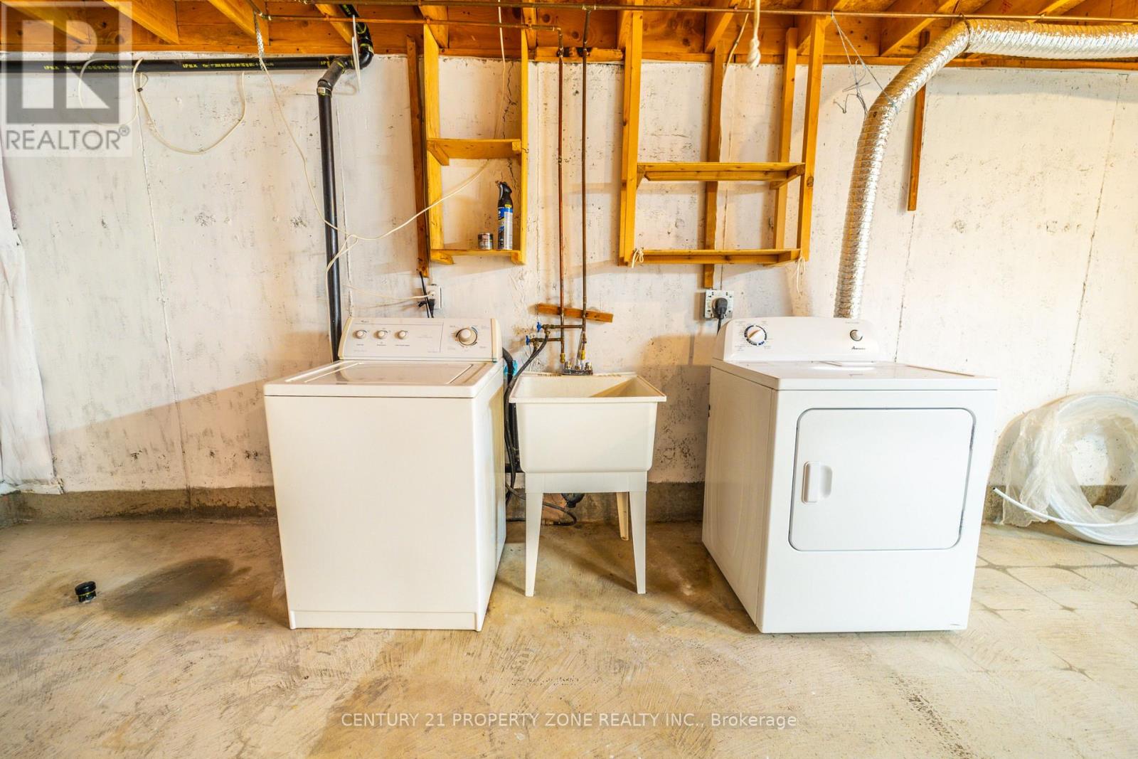 #49 35 MALTA AVENUE - 31