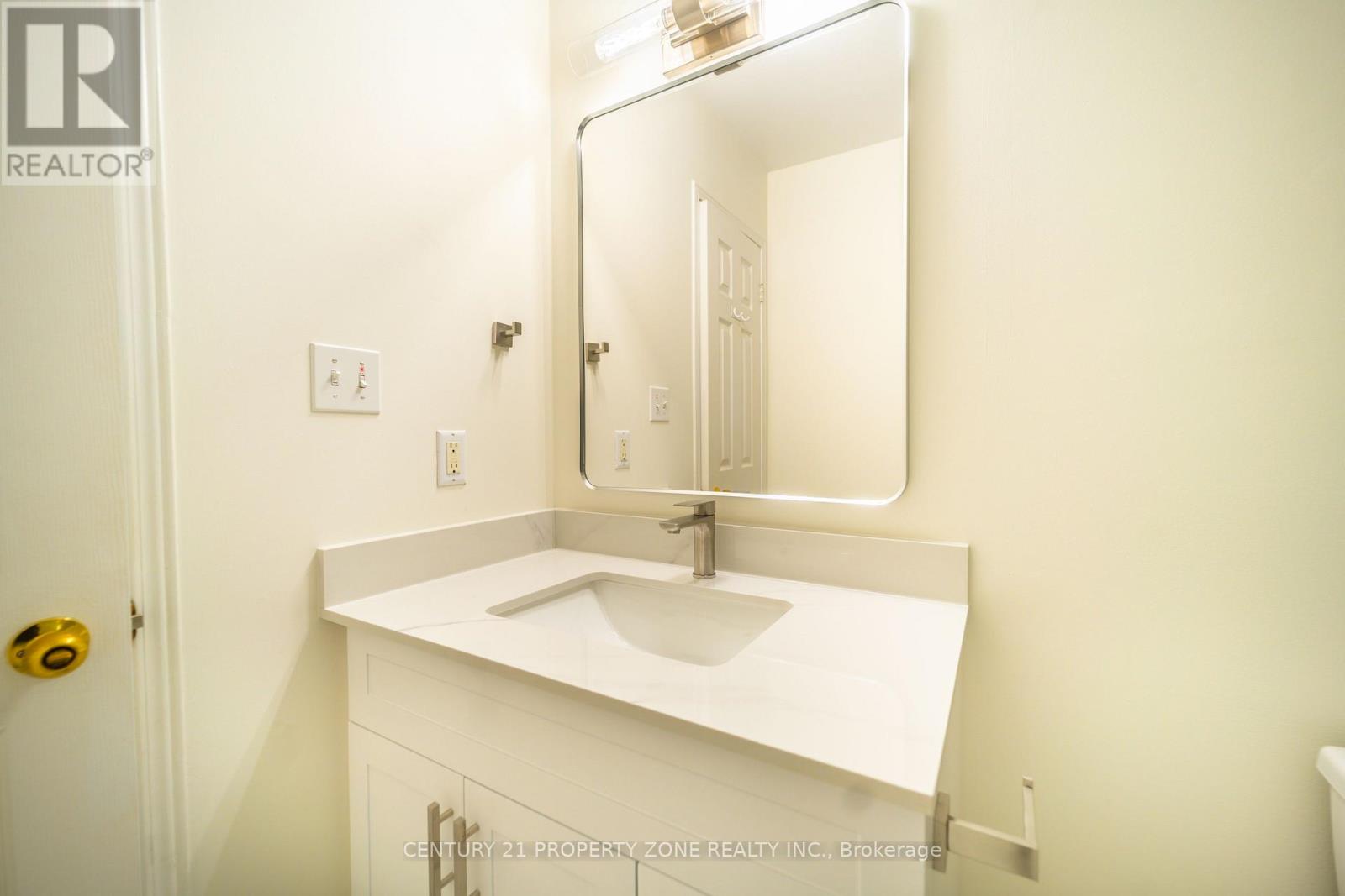 #49 35 MALTA AVENUE - 39