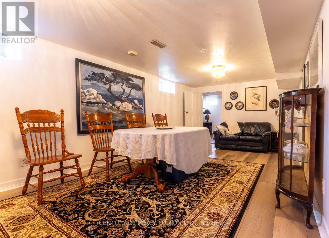 7 BRIDLEWOOD LANE - 23