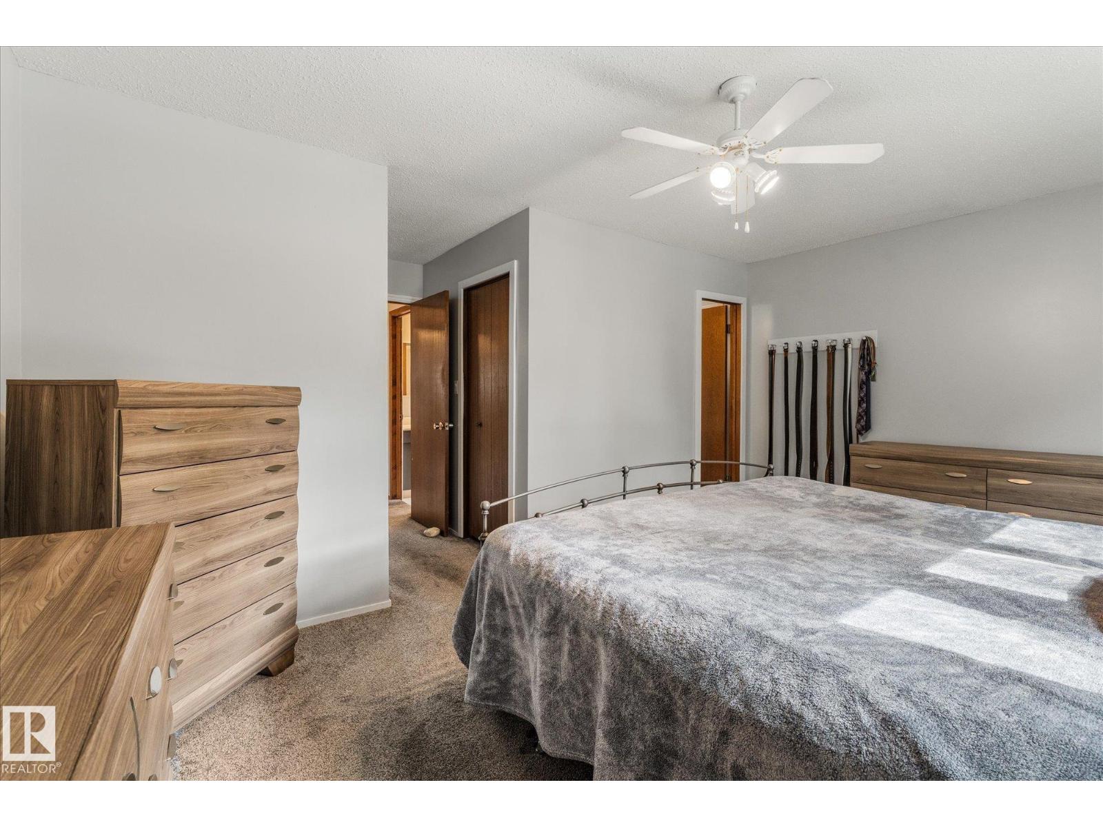 33 OATWAY DR - 22