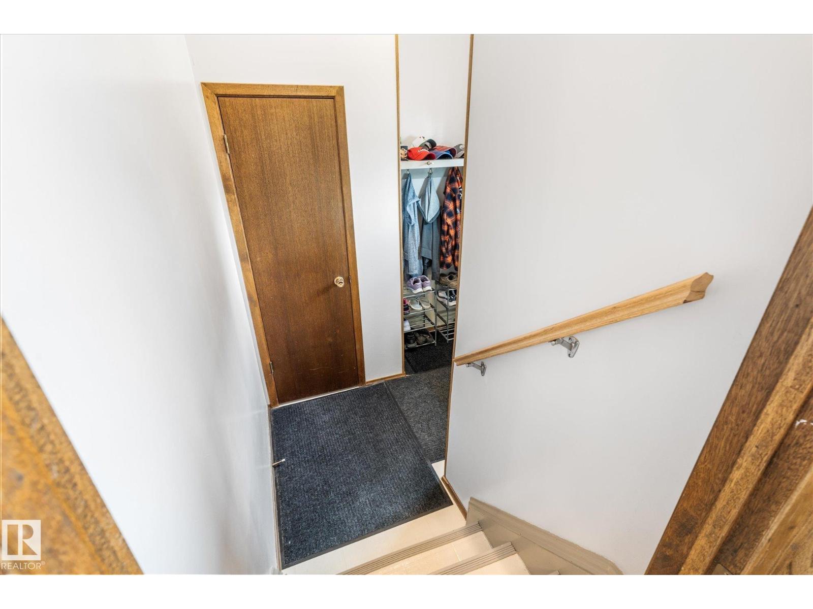 33 OATWAY DR - 31