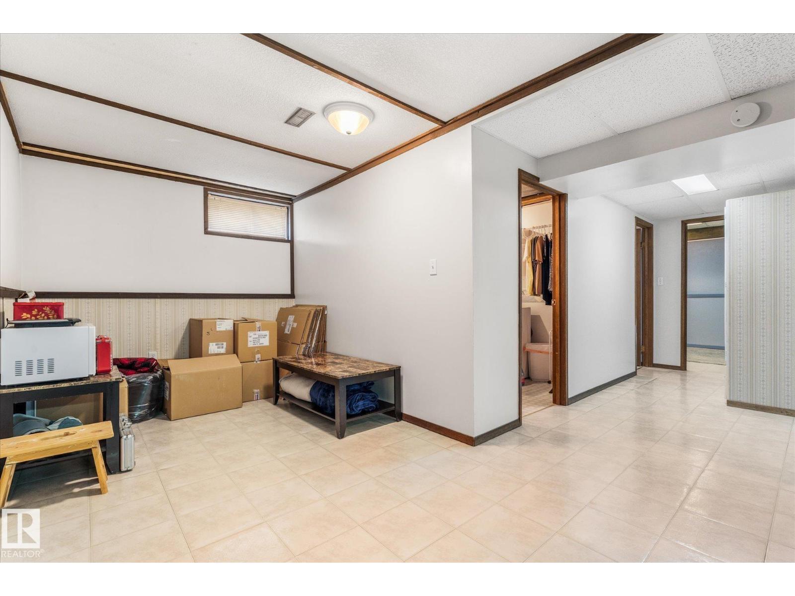33 OATWAY DR - 40