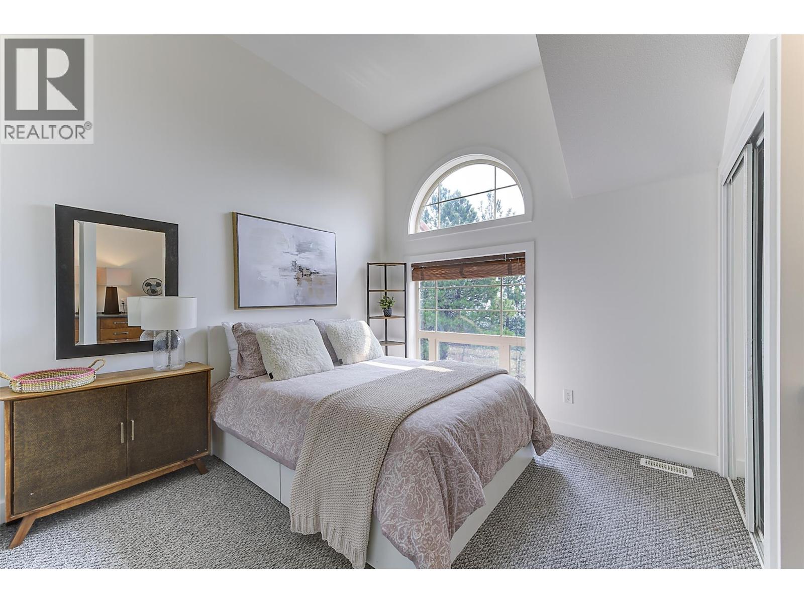1795 Country Club Drive Unit# 204, Kelowna