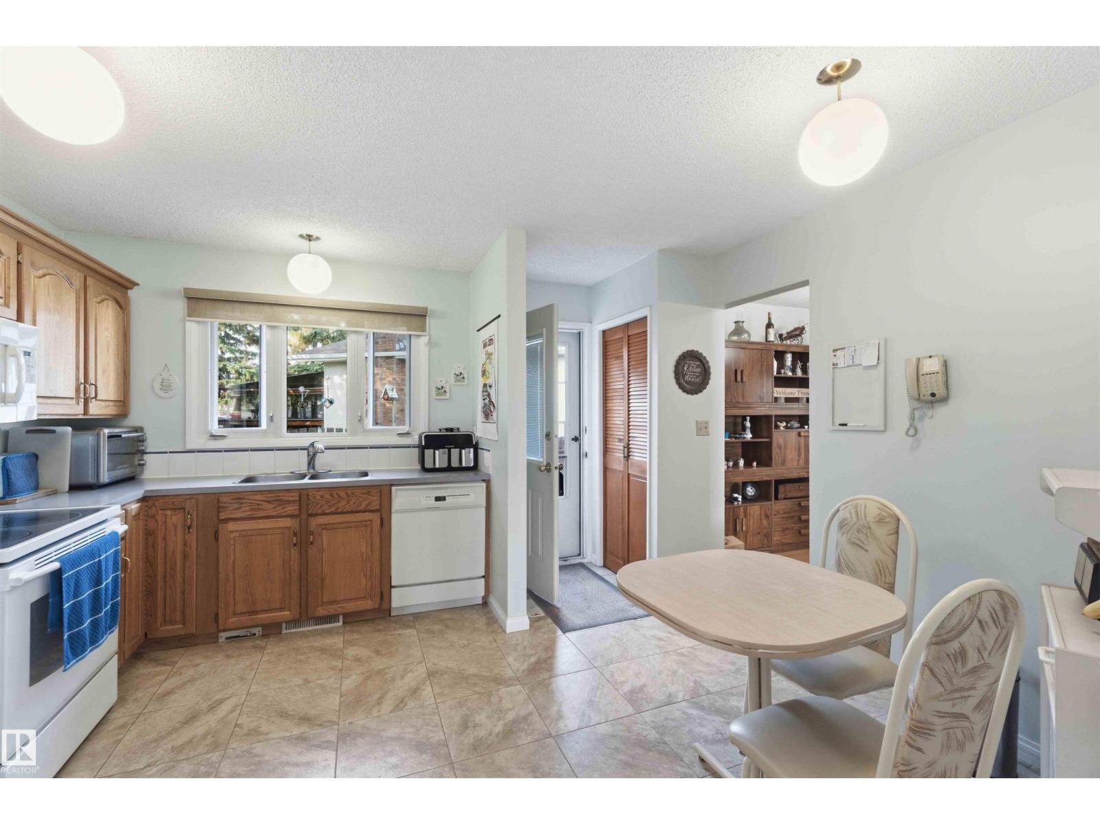 30 CAVANAGH CR - Image 17