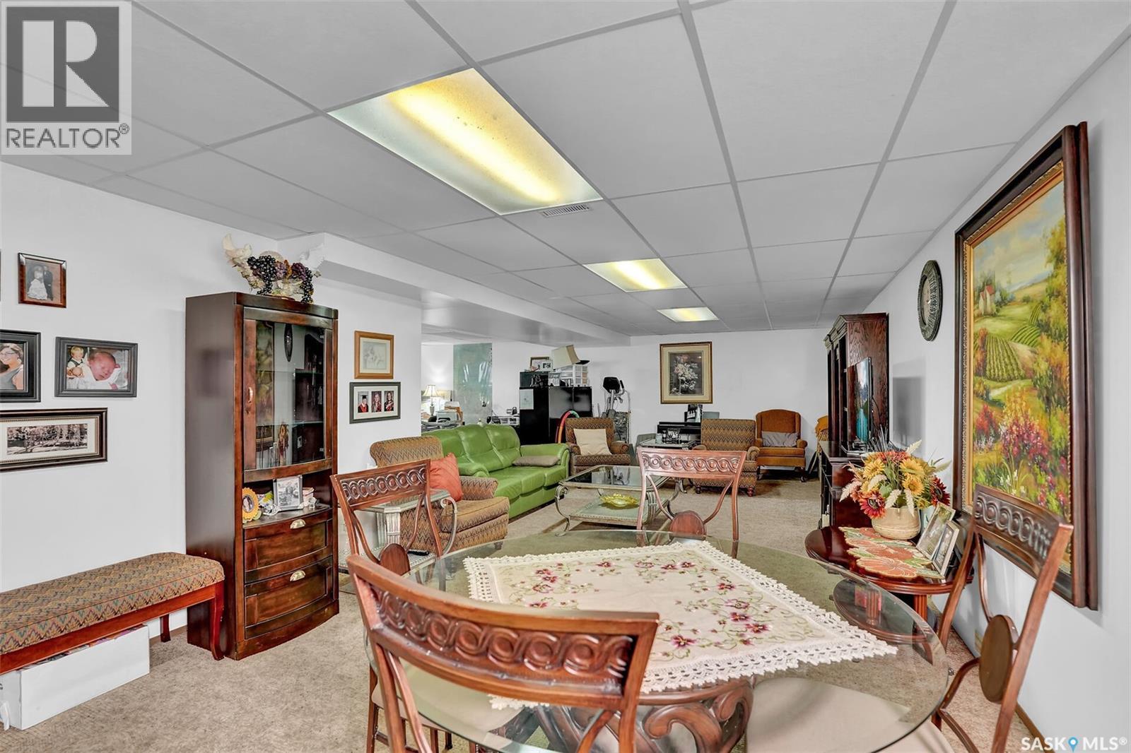 Dilke Acreage - Image 26