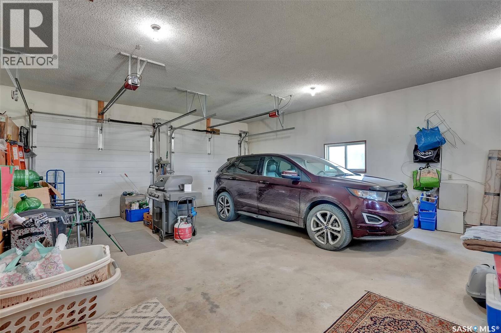 Dilke Acreage - Image 34