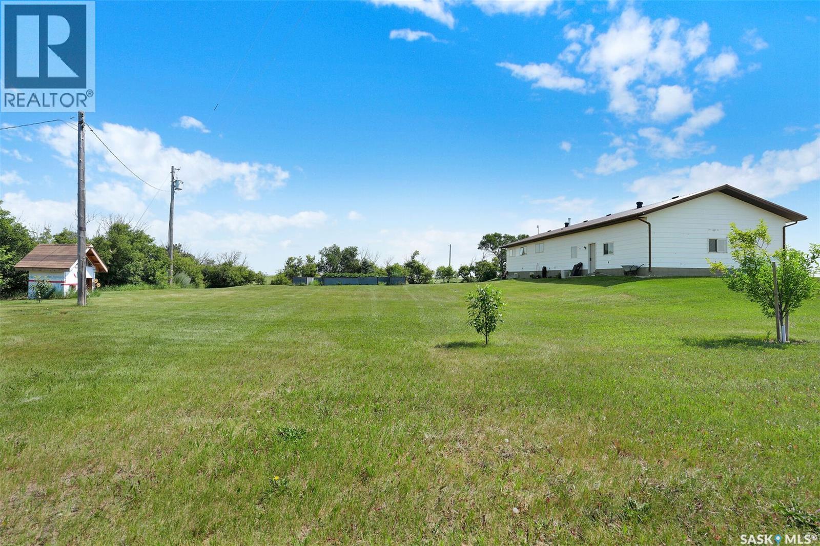Dilke Acreage - Image 42