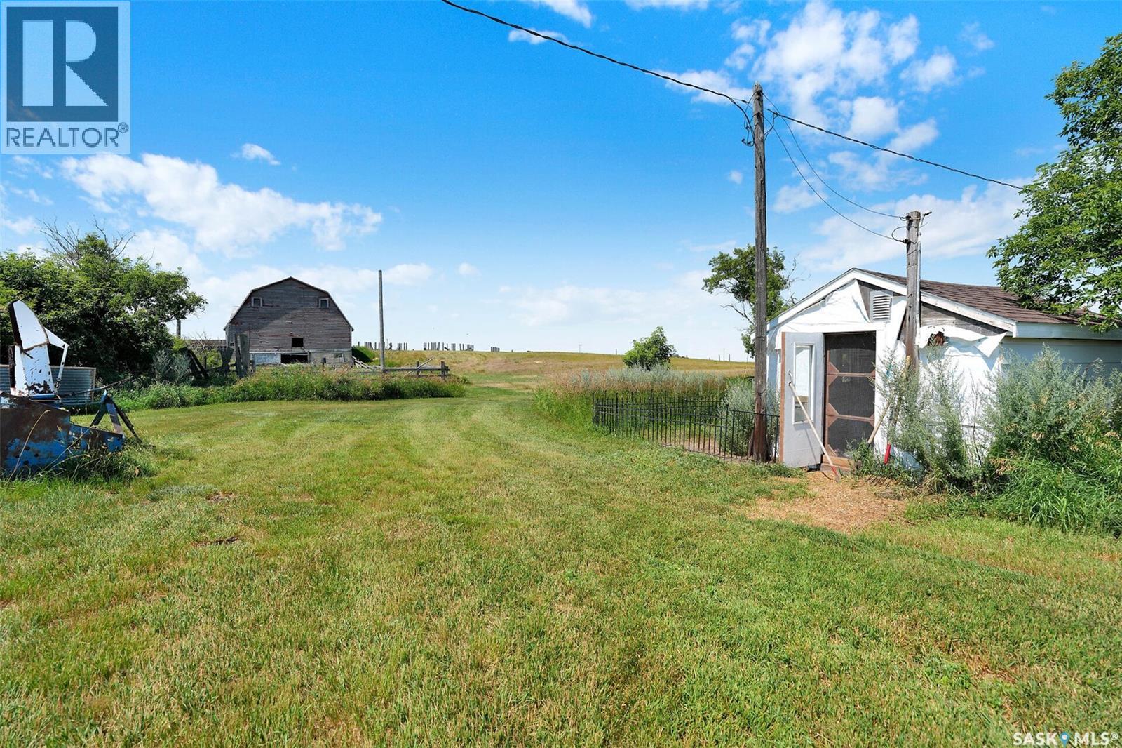 Dilke Acreage - Image 48