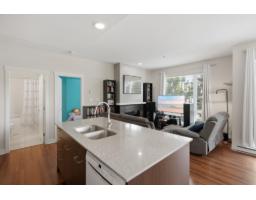 304 13339 102a Avenue, Surrey, BC V3T0C5 Photo 7
