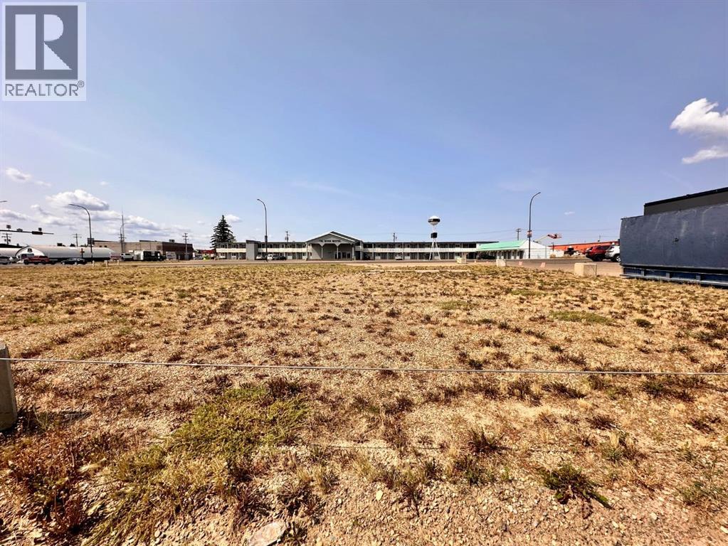 820 2 Street West - Photo 9