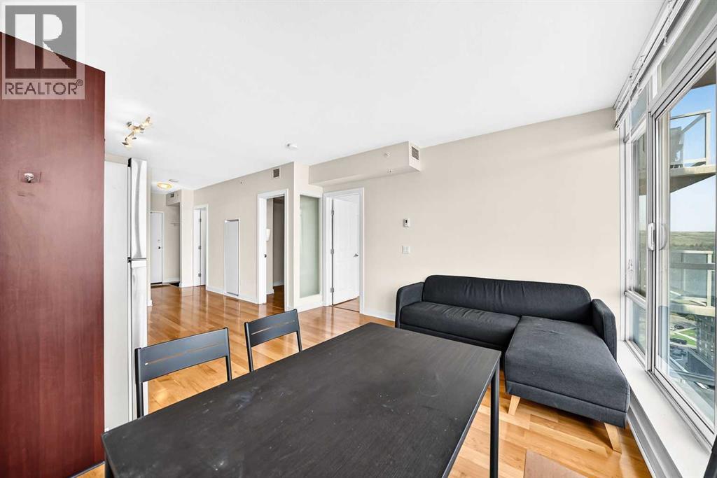 #1304 3820 Brentwood NW - 23