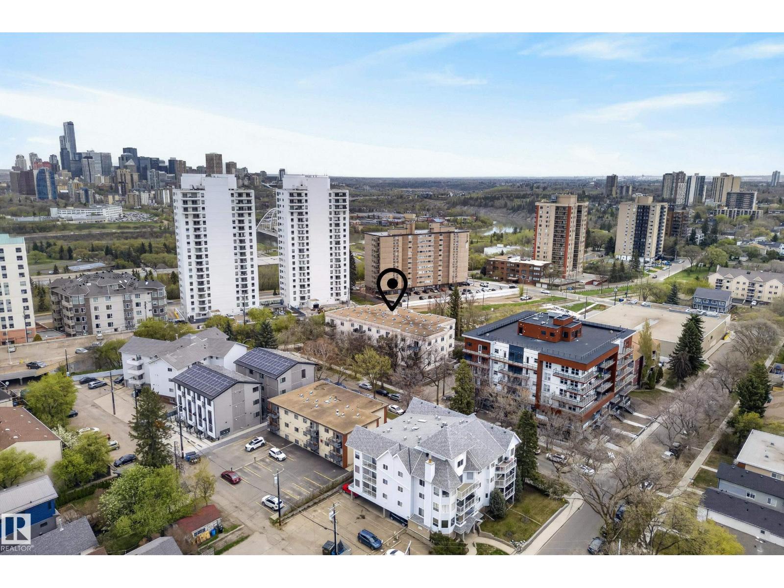 #303 8631 108 ST NW - 4