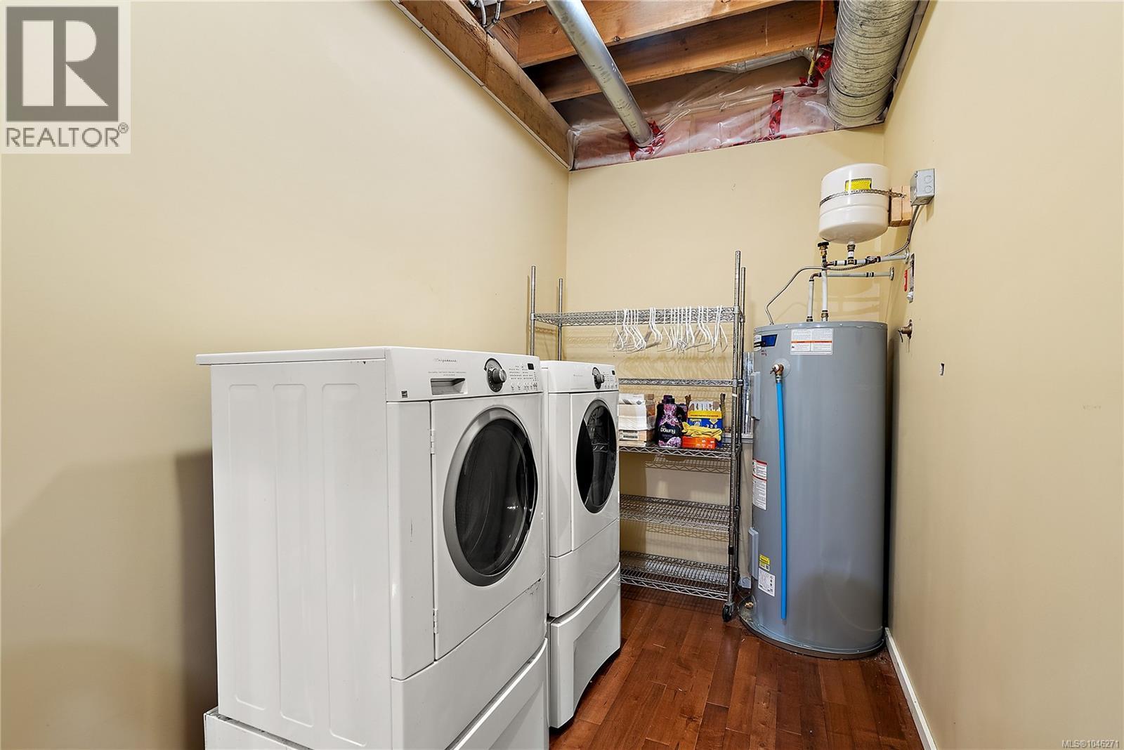 1205 Hillgrove Rd - Image 38