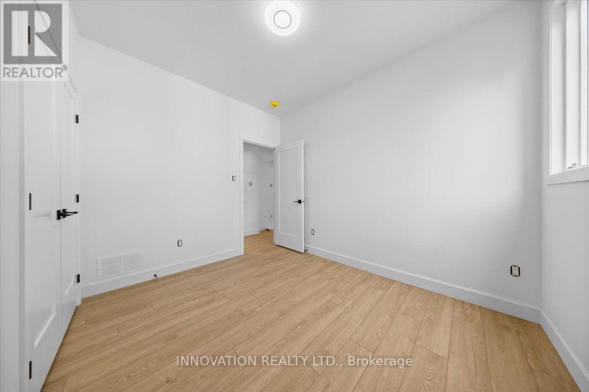 3 Bed, 2 Bath Multi-Family for Rent in Ottawa – 486-1 WENTWORTH AVENUE, Ottawa – MLS# X13647752 - Image 14