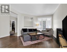 Family room - 104 Strathcarron Crescent, Ottawa, ON K2K0C7 Photo 9