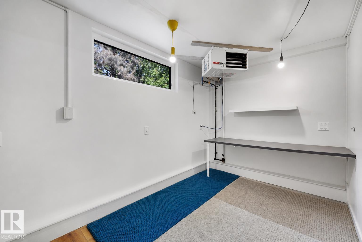 9342 83 AV NW - 55