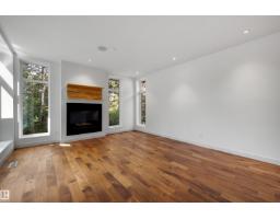 9342 83 Av Nw, Edmonton, AB T6C1B8 Photo 14