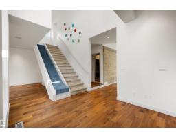 9342 83 Av Nw, Edmonton, AB T6C1B8 Photo 18
