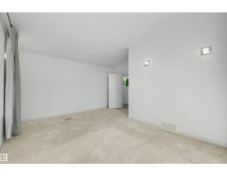 9342 83 Av Nw, Edmonton, AB T6C1B8 Photo 24