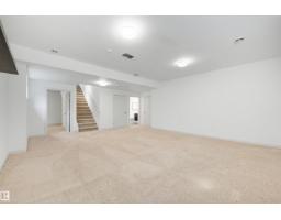 9342 83 Av Nw, Edmonton, AB T6C1B8 Photo 37