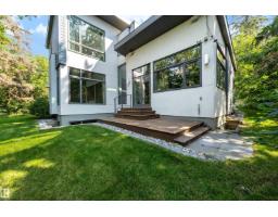 9342 83 Av Nw, Edmonton, AB T6C1B8 Photo 45