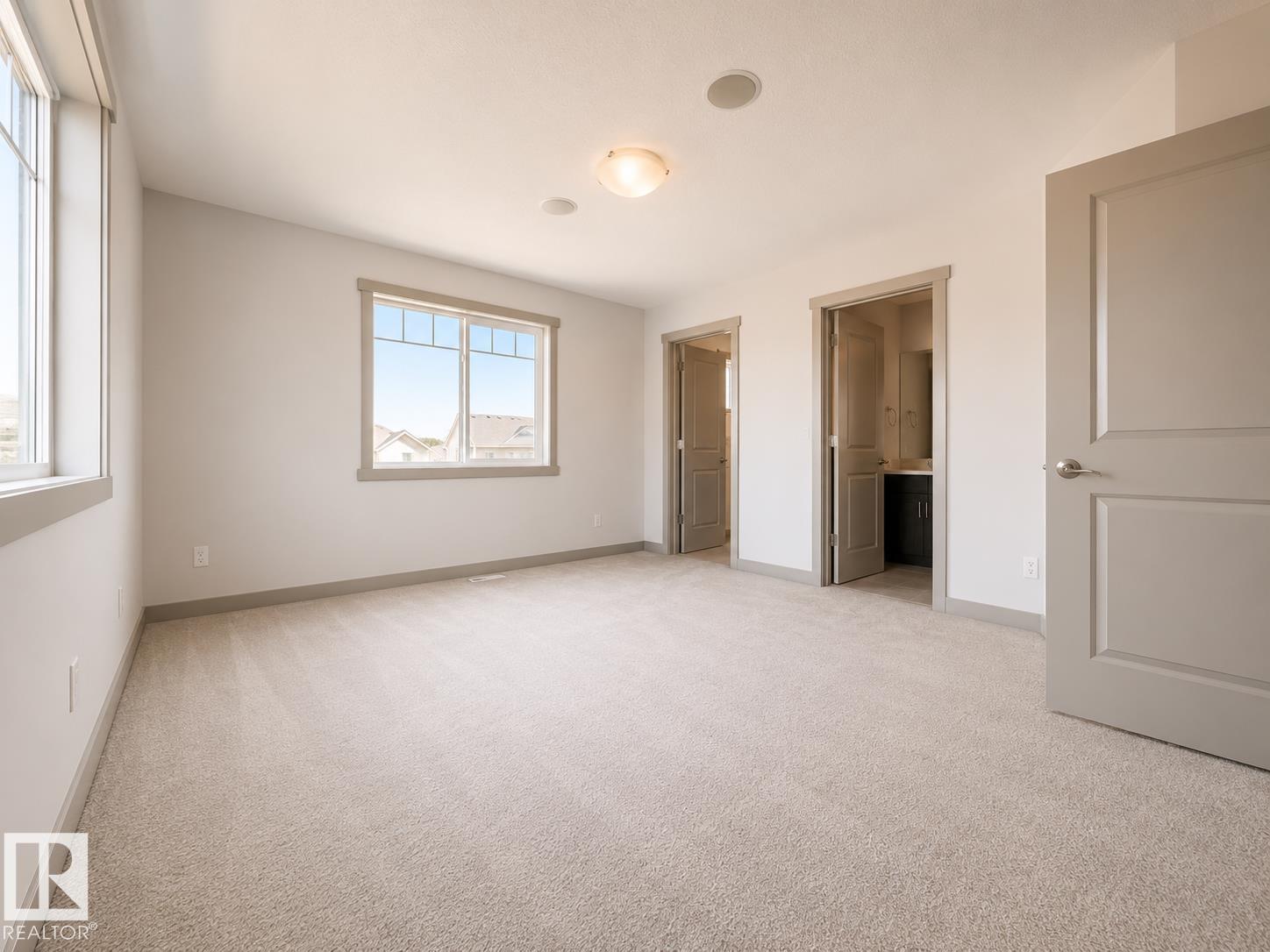 16464 15 AV SW - 16