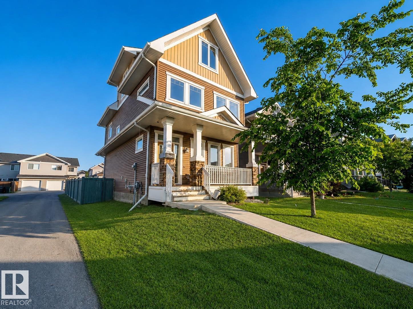 16464 15 AV SW - 1