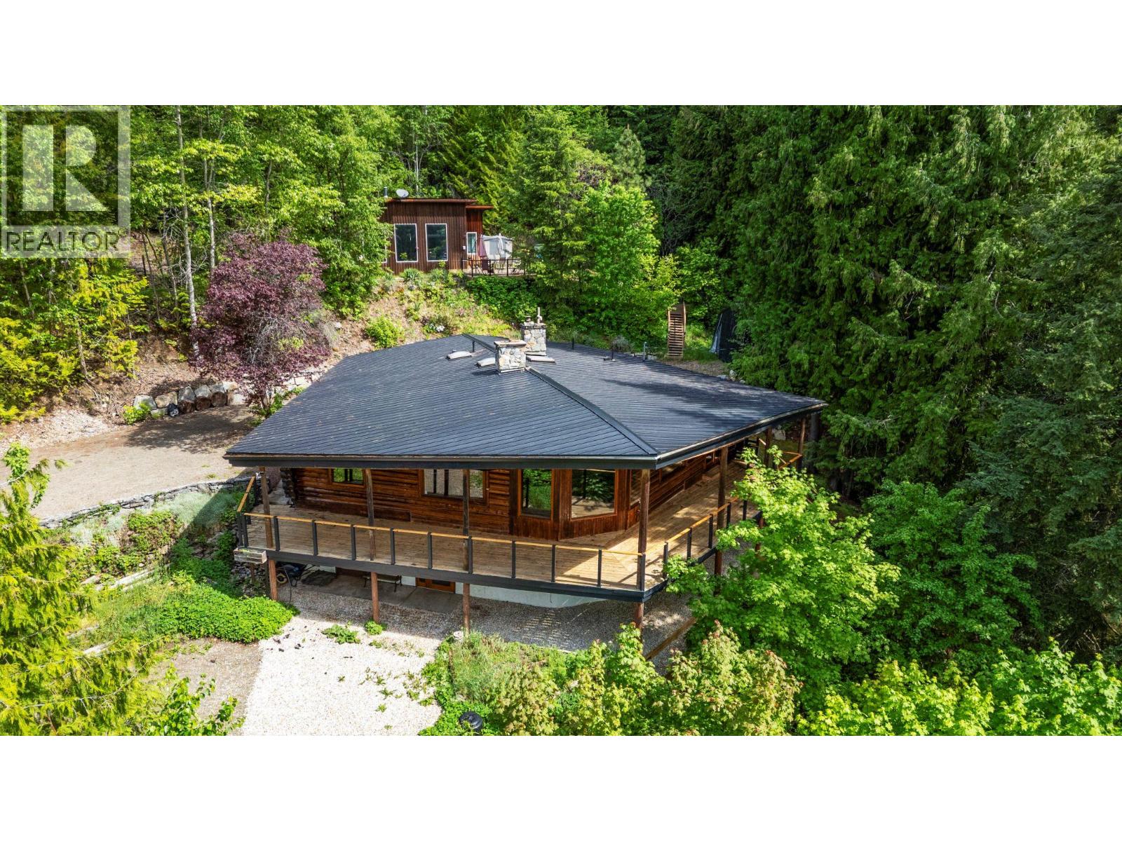 5773 Sunnybrae Canoe Point Road