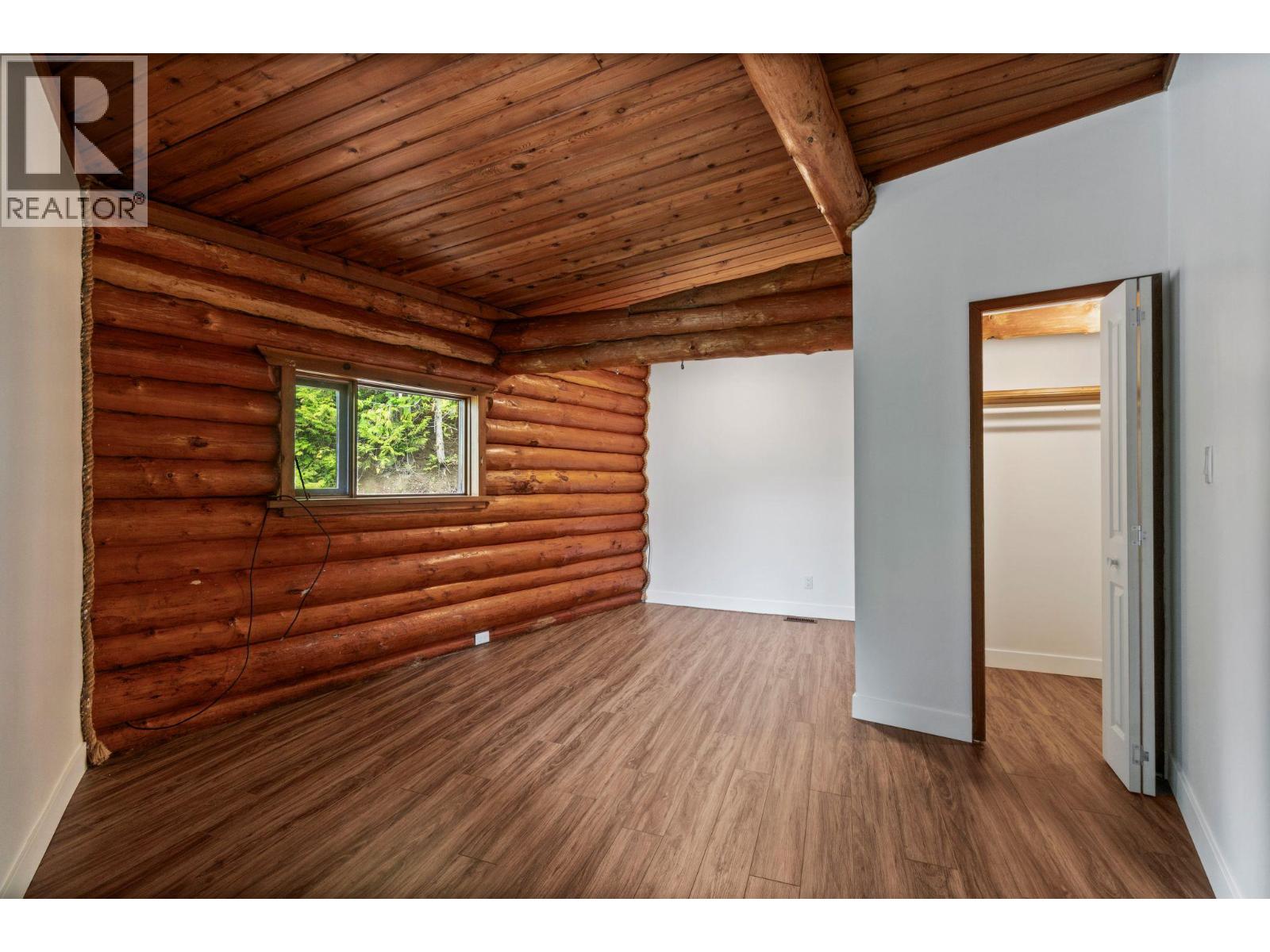 5773 Sunnybrae Canoe Point Road - Image 27