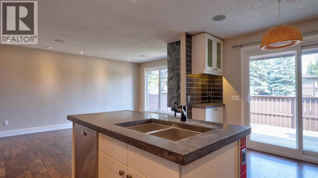 #14 2323 Oakmoor Drive SW - Image 8